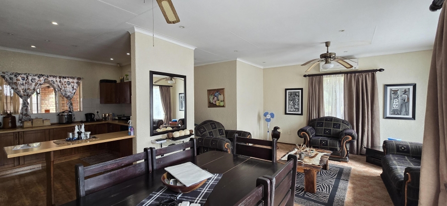 3 Bedroom Property for Sale in Geelhoutpark North West